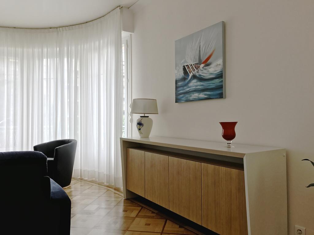 Appartement 'Le Fontainebleau' Nisa Exterior foto